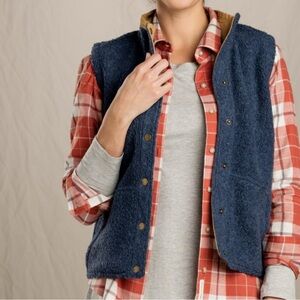 Toad&Co Sheridan Sherpa Vest in Nightsky Heather size XL.